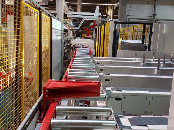 SP111 STIA - Mitellagenkapp und Zufüharanlage A300_5